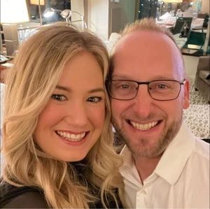 Meet your Posher, Brenna